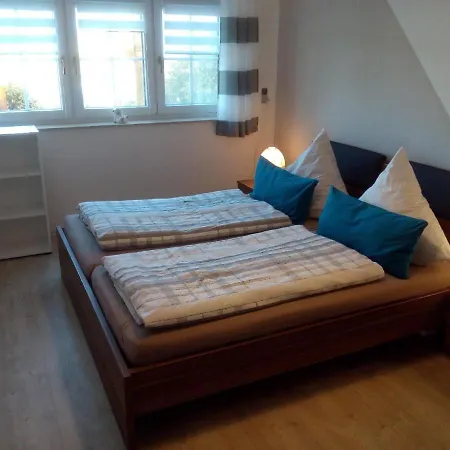 公寓 Ferienwohnung Am Waldrand 瓦尔德明兴