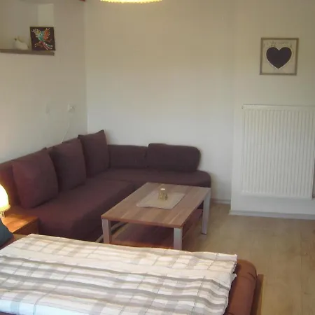 Ferienwohnung Am Waldrand Apartmán *